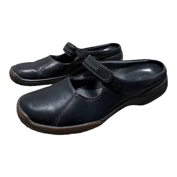 Clarks Mary Jane shoes women’s size 7.5 black leather slip on Velcro straps - Picture 5 of 10